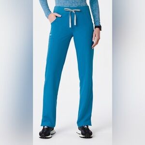 New Figs Women's Kade Cargo Blue Straight Leg Pants